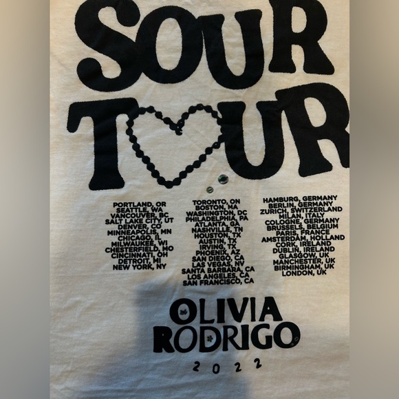 Olivia Rodrigo Merch T-shirt - Size M - Picture 5 of 6